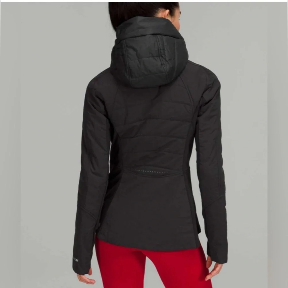 LULULEMON Another Mile Jacket Black Sz.2 Primaloft - Picture 3 of 12